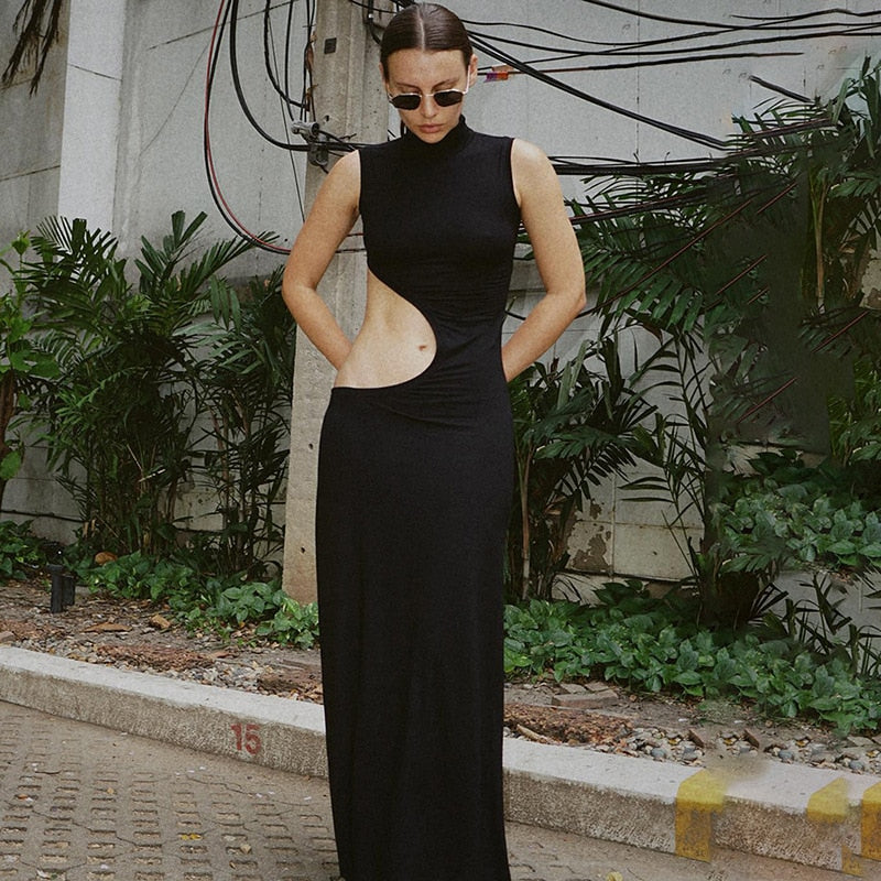 Joana Round Neck Maxi Dress